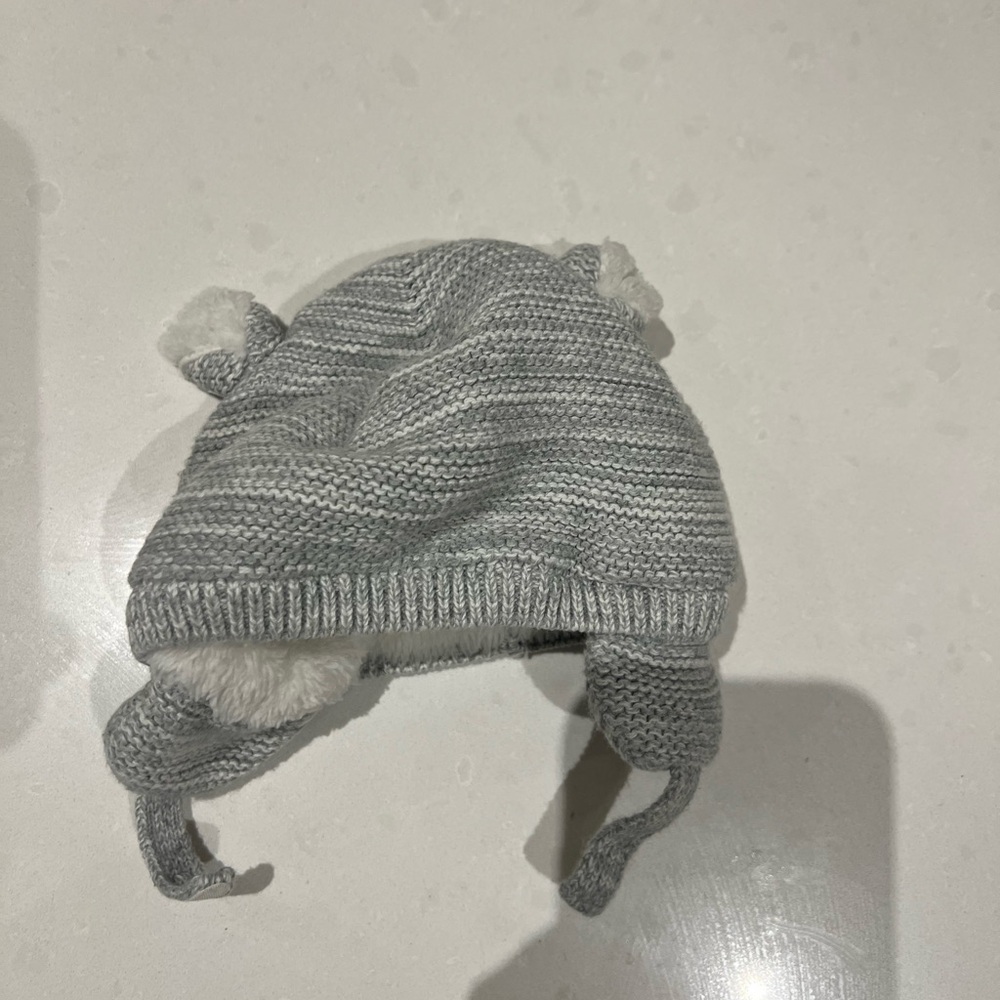 GAP Gray Knit bears ears Hat with Flaps 6-12m